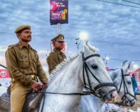  महाकुंभ-25 (स्पेशल): यूपी पुलिस श्रद्धालुओं से पूछेगी 'मे आई हेल्प यू'