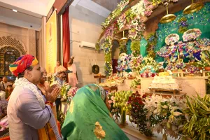  chief minister bhajanlal sharma visited iskcon temple with his amily/ मुख्यमंत्री भजनलाल शर्मा ने सपरिवार इस्कॉन मन्दिर में किए दर्शन